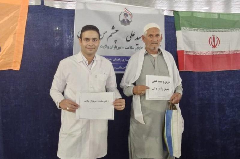 کادر درمان در کنار نیروهای مسلح آماده خدمت در بحرانهای کشور هستند