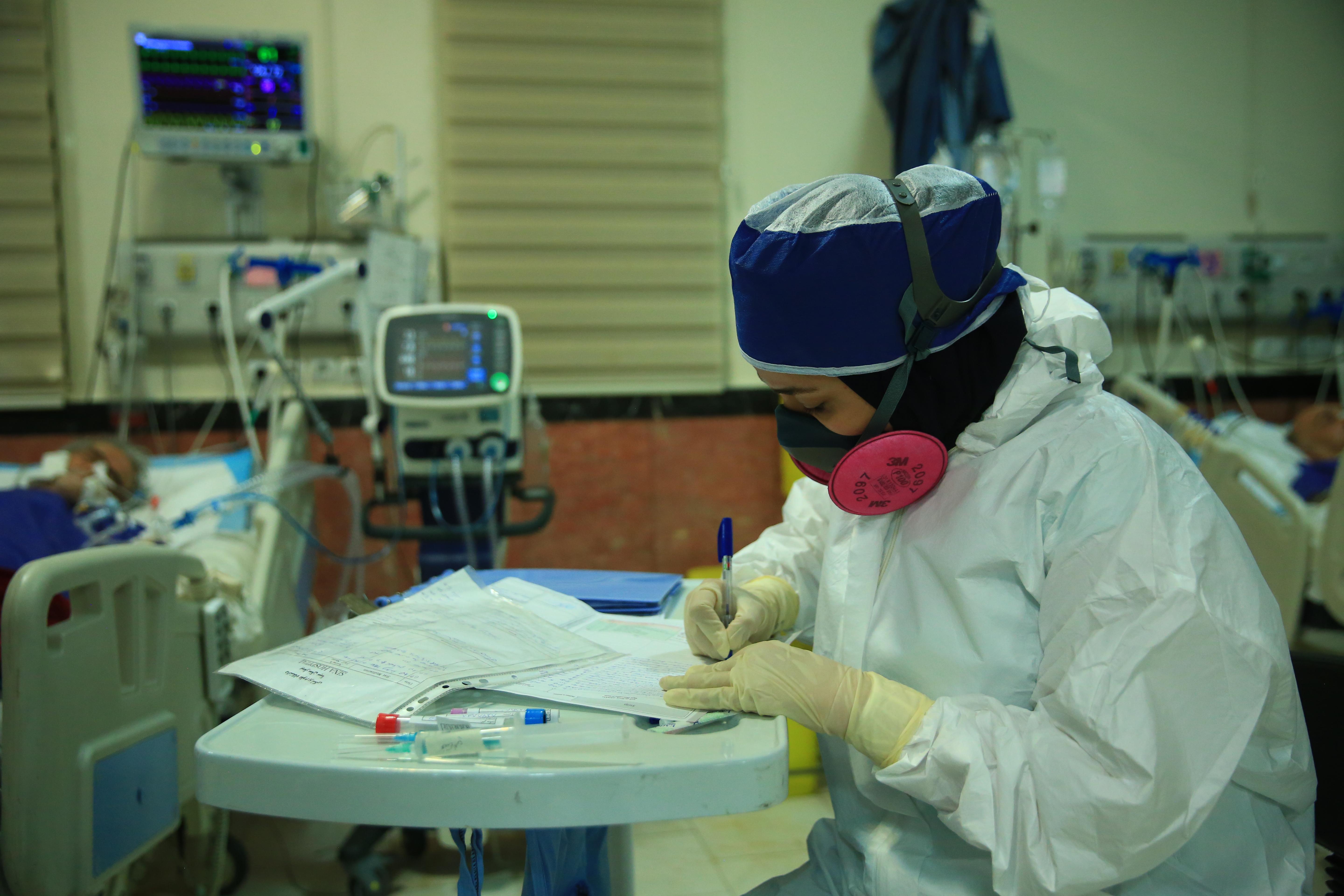 جامعه پرستاری خواهان اجرای عادلانه قانون تعرفهگذاری است