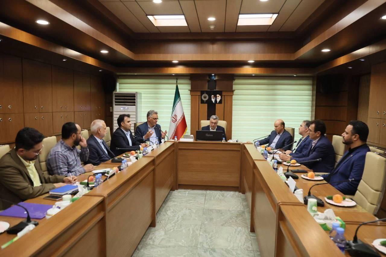 تاکید وزیر بهداشت بر تحقق خواستههای پرستاران و قدردانی نظام پرستاری از وزارت بهداشت