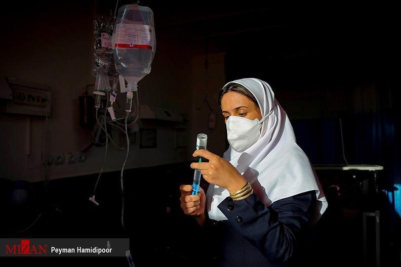 تجمعات اعتراضی پرستاران به دلیل عدم اجرای صحیح قانون تعرفهگذاری است/ قانون مجلس سلیقهای اجرا شد