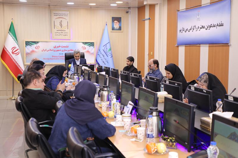 باید 2.5 پرستار به ازای هر تخت بیمارستانی داشته باشیم/اجرای ناقص قانون تعرفهگذاری خدمات پرستاری از سوی وزارت بهداشت