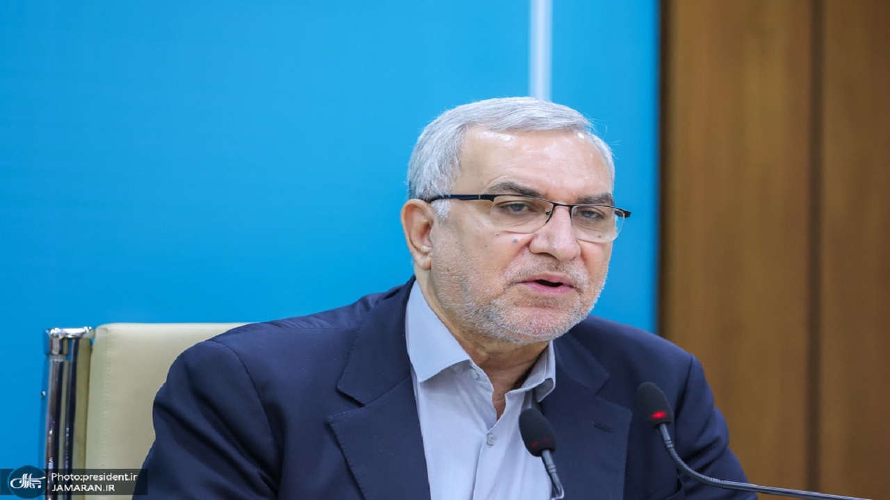 کادر درمان در حالت آماده‌باش/ ضرورت استفاده از ماسک در فضاهای سربسته