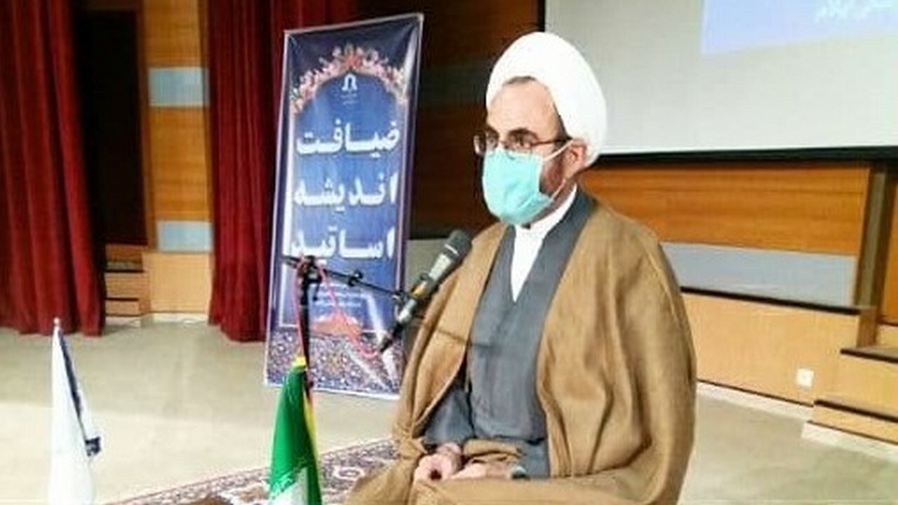 تلاش کادر درمان در عرصه مقابله با کرونا قابل تقدیر است