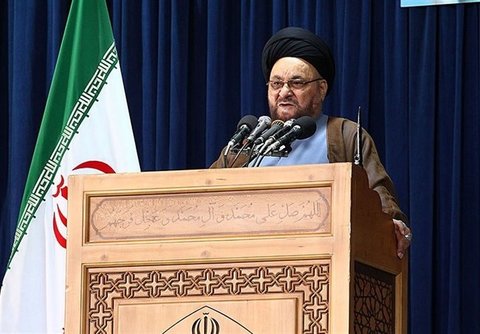 خدمات کادر درمان ایران در جهان بی‌نظیر است