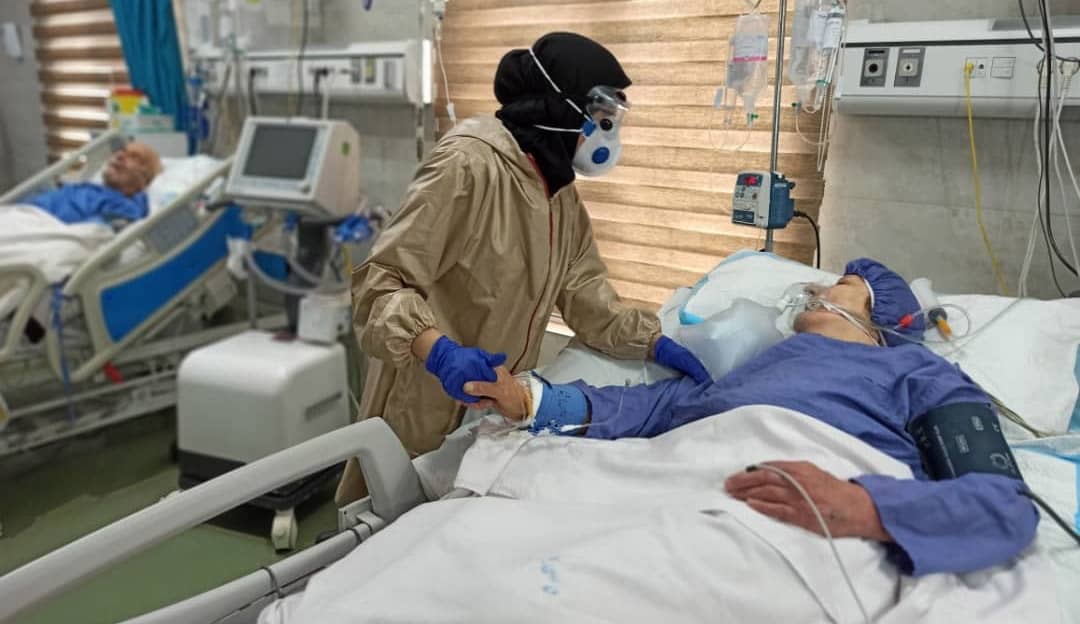 کادر درمان جهادگرانی که در میدان نبرد از خودگذشتگی های بزرگی را به نمایش گذاشتند